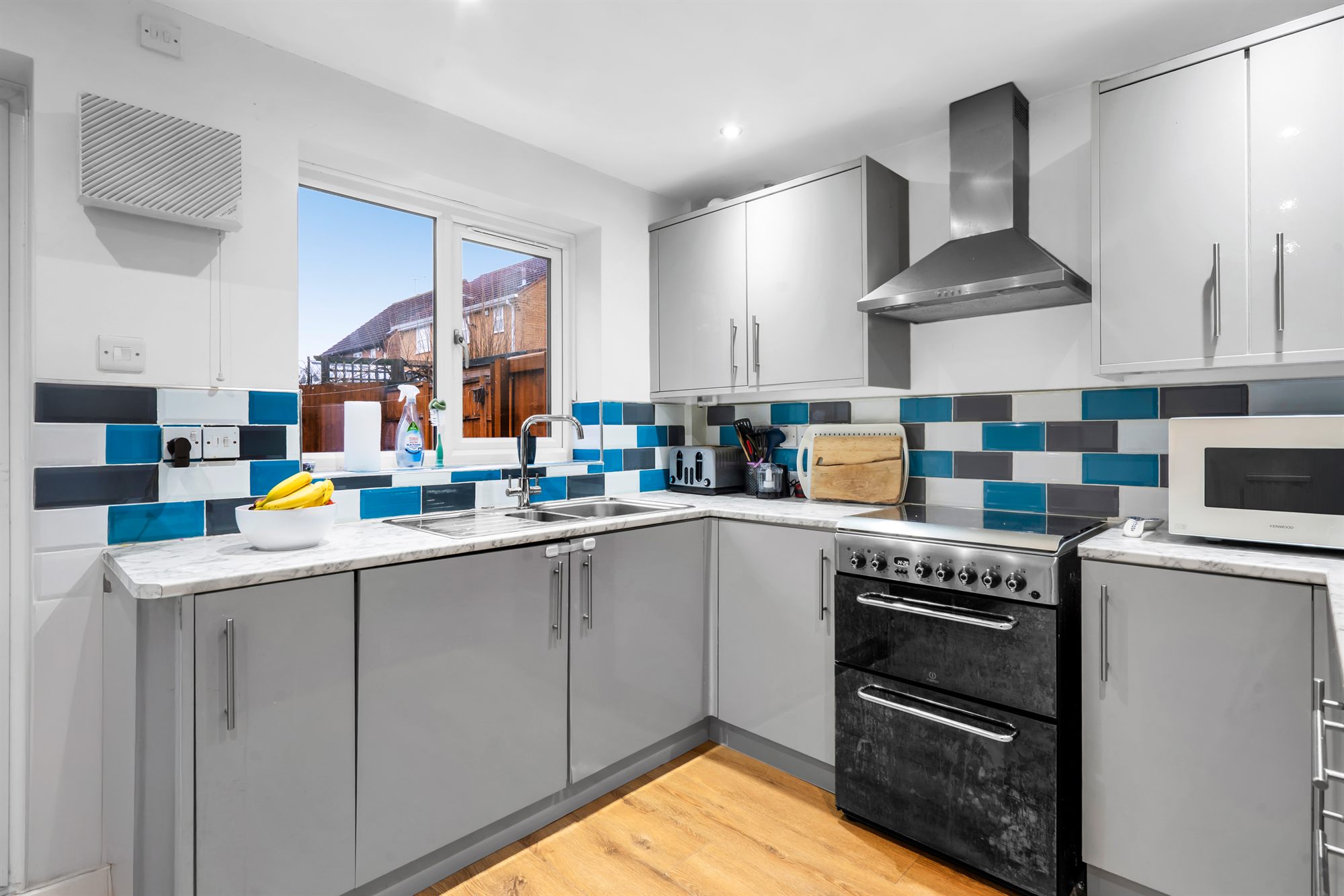Interior HDR balanced kitchen sample
